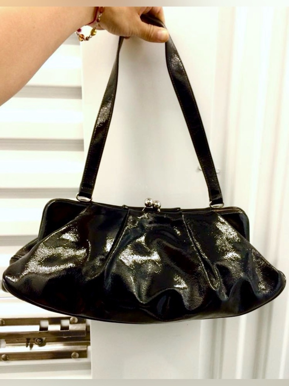 HOBO Black Patent Leather Kisslock Purse - NEW!